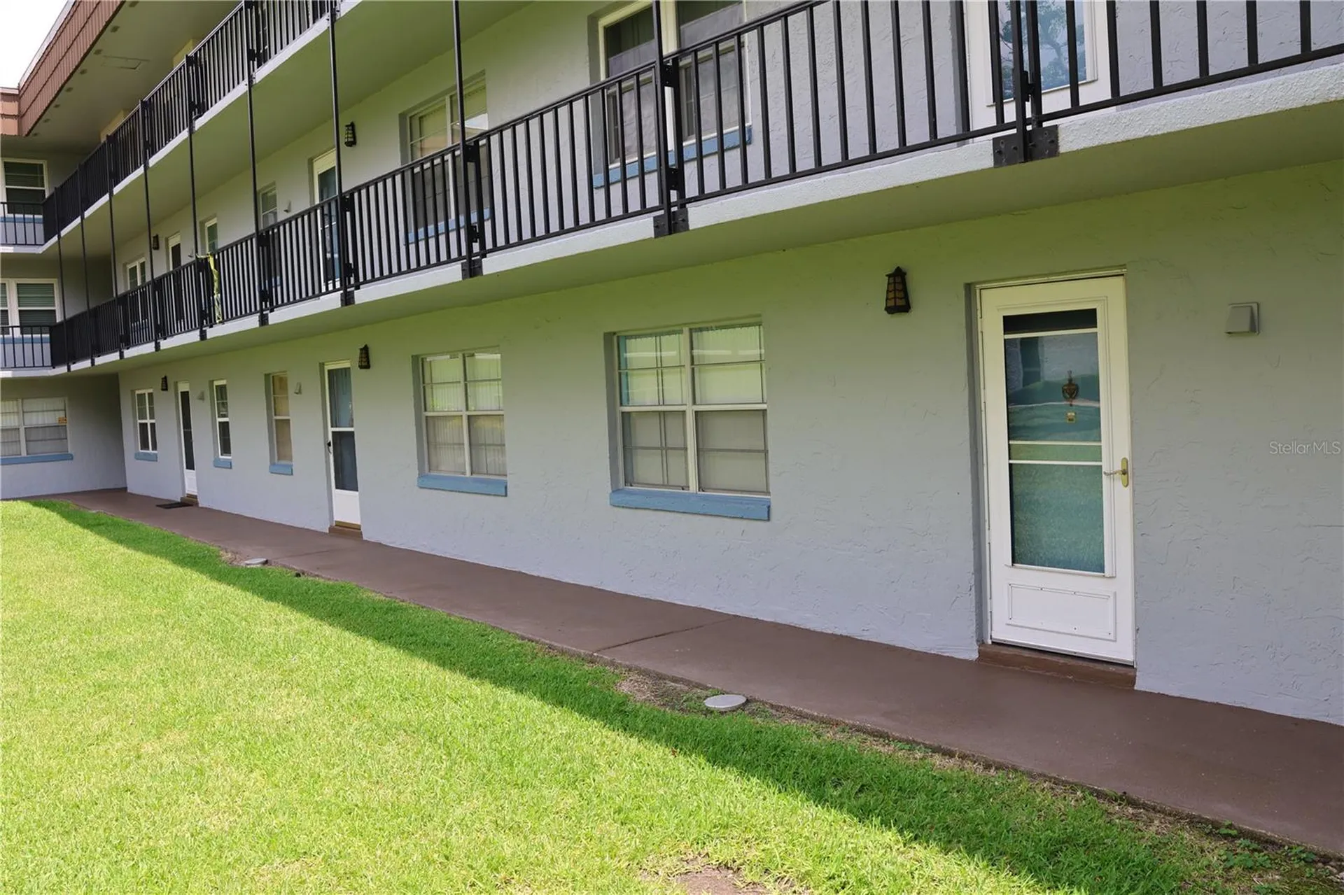 333 Lake Howard Drive NW Winter Haven FL 33880