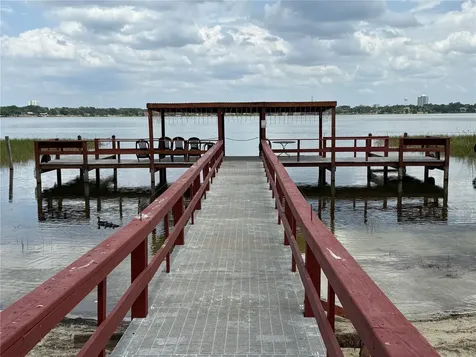 333 Lake Howard Drive NW Winter Haven FL 33880