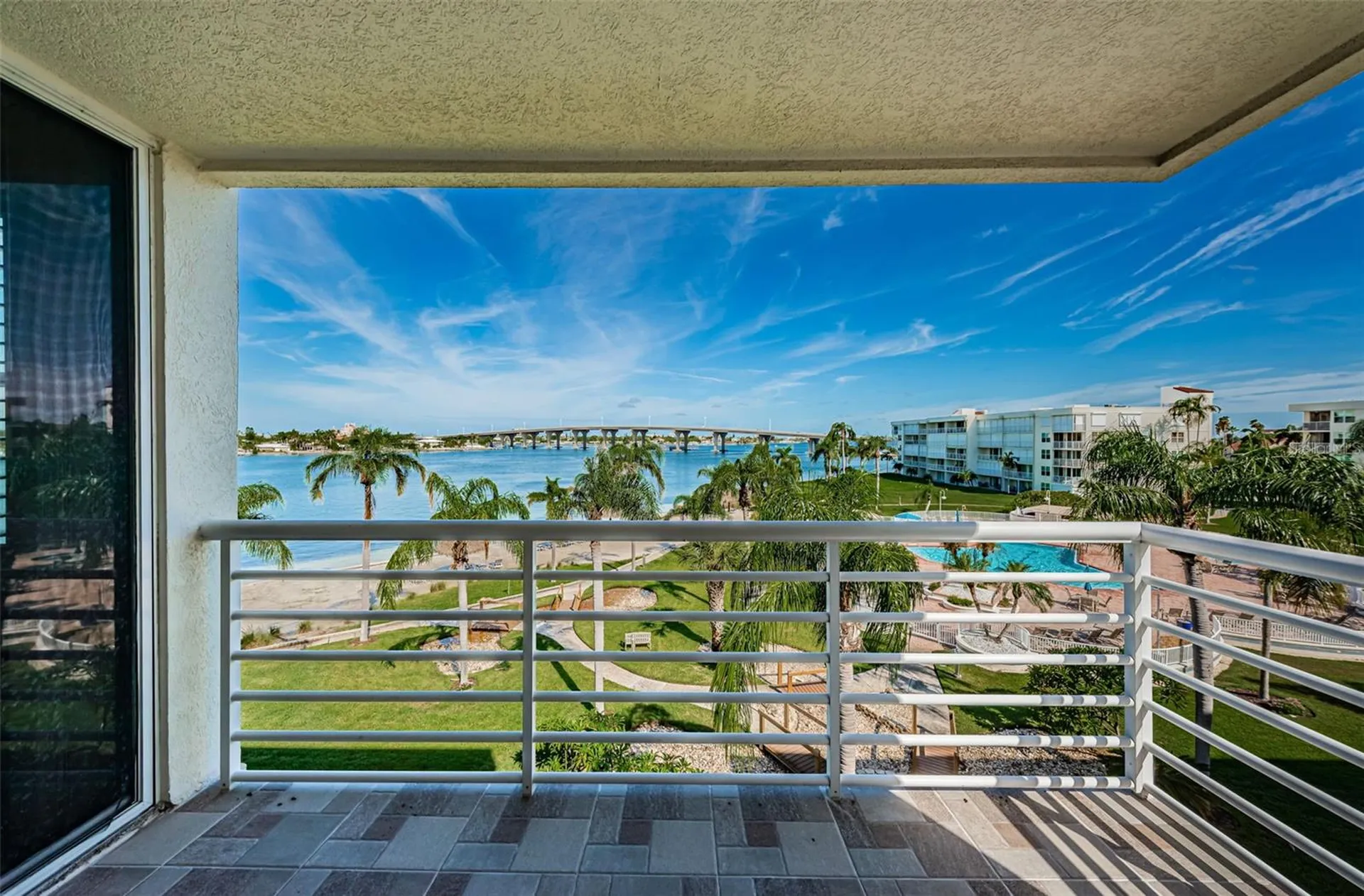 6081 Bahia Del Mar Circle St Petersburg FL 33715