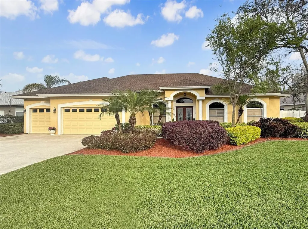 2712 Clubhouse Drive Plant City FL 33566