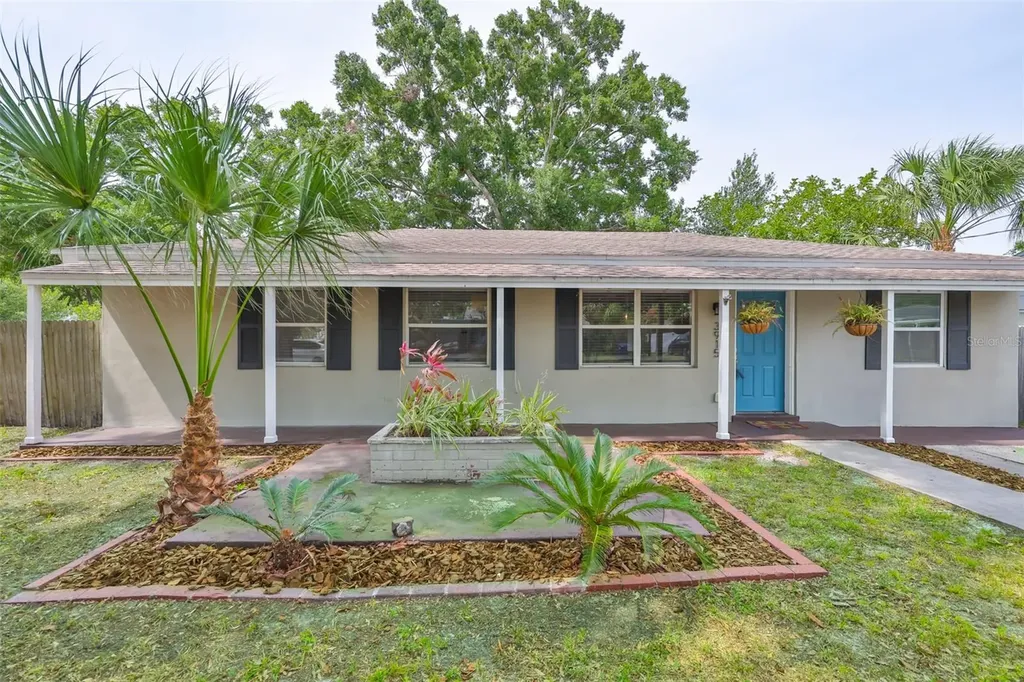 3915 W Leila Avenue Tampa FL 33616
