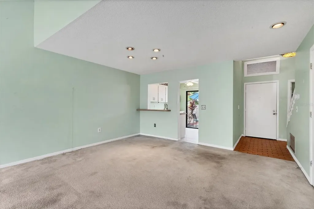 5273 Myrtle Wood Sarasota FL 34235