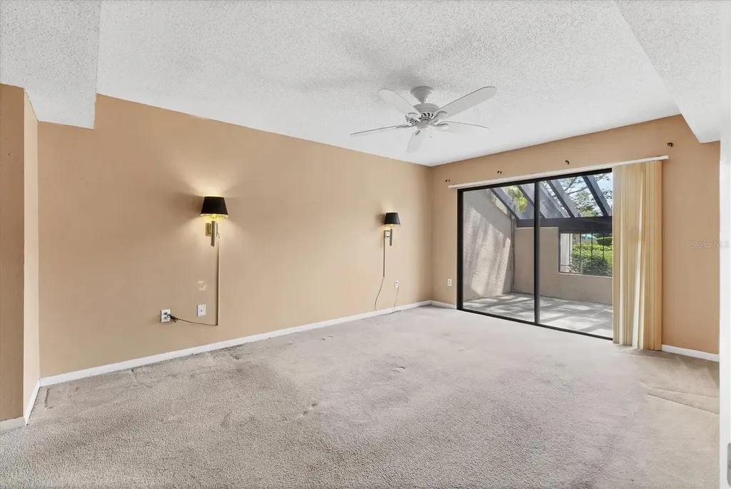 5273 Myrtle Wood Sarasota FL 34235