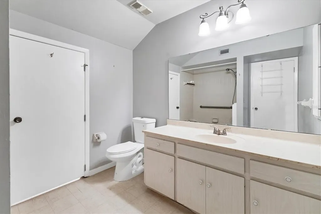 5273 Myrtle Wood Sarasota FL 34235