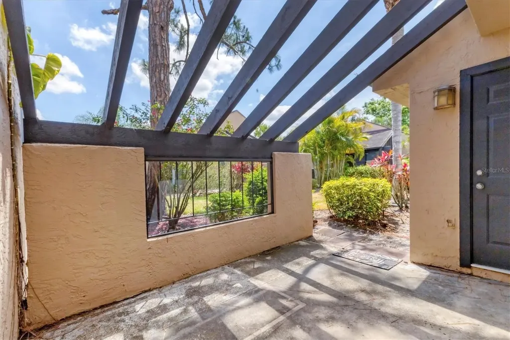 5273 Myrtle Wood Sarasota FL 34235
