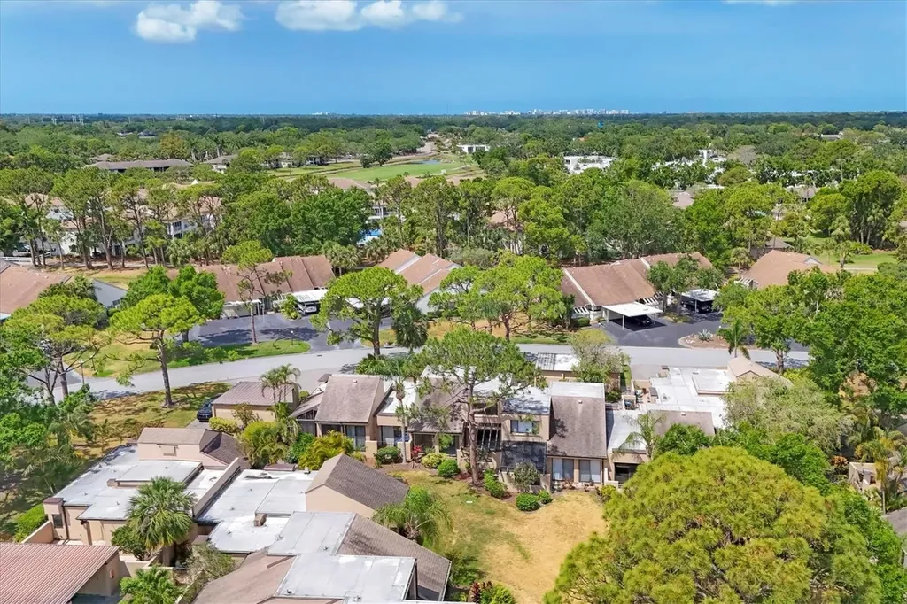 5273 Myrtle Wood Sarasota FL 34235