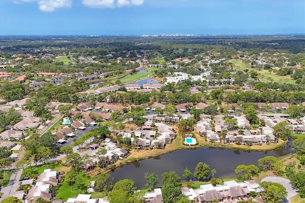 5273 Myrtle Wood Sarasota FL 34235