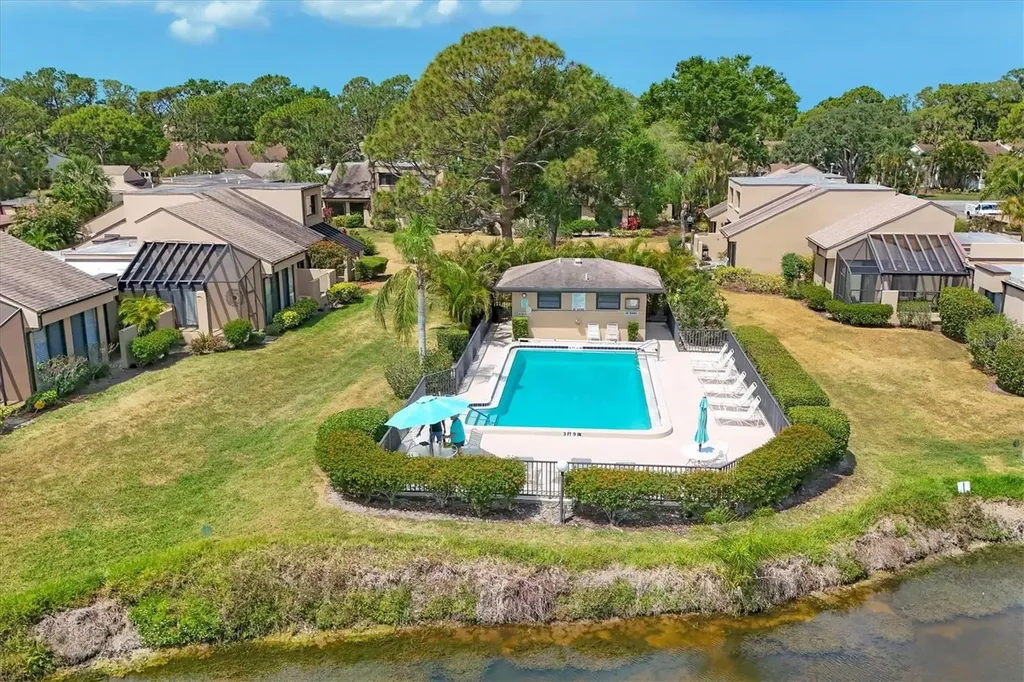 5273 Myrtle Wood Sarasota FL 34235
