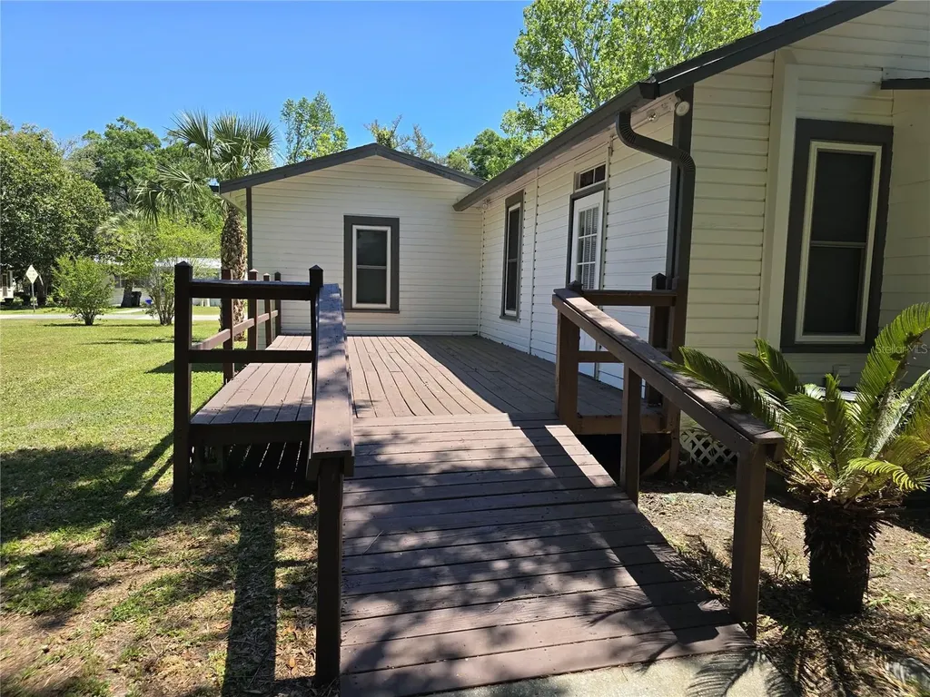 326 SE 2nd Street Williston FL 32696