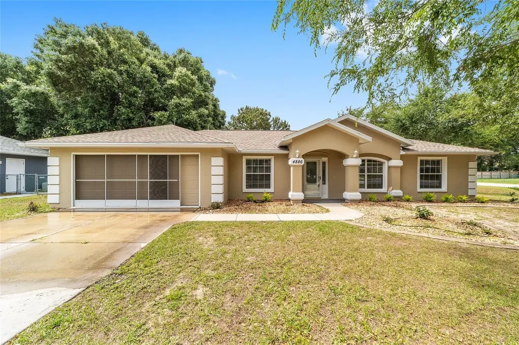 4886 NW 30th Place Ocala FL 34482