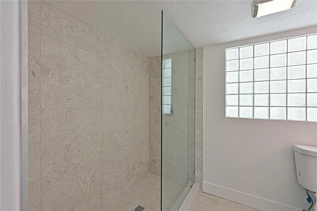 5924 Gulf Of Mexico Drive Longboat Key FL 34228