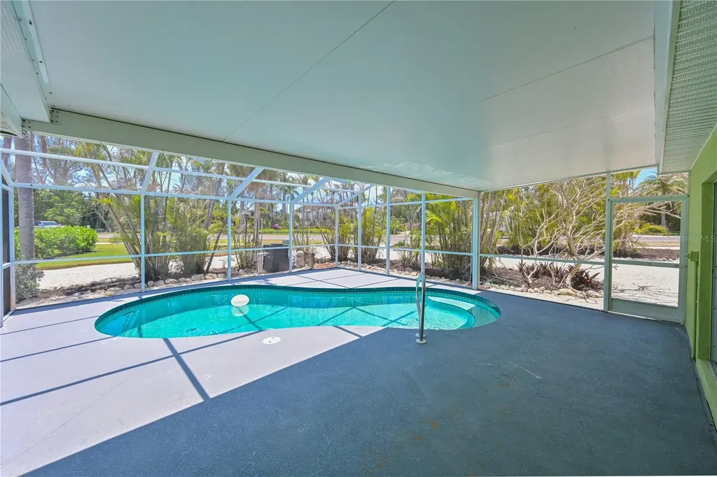 5924 Gulf Of Mexico Drive Longboat Key FL 34228