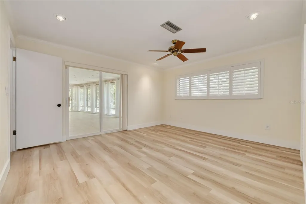 2370 Weymouth Drive Clearwater FL 33764