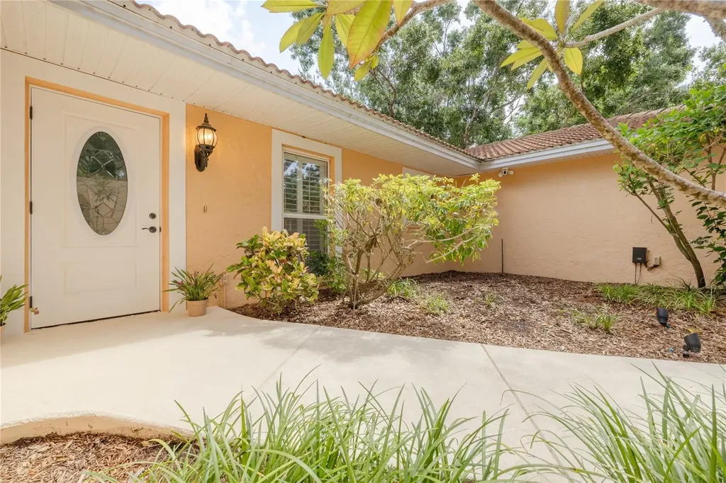 2370 Weymouth Drive Clearwater FL 33764
