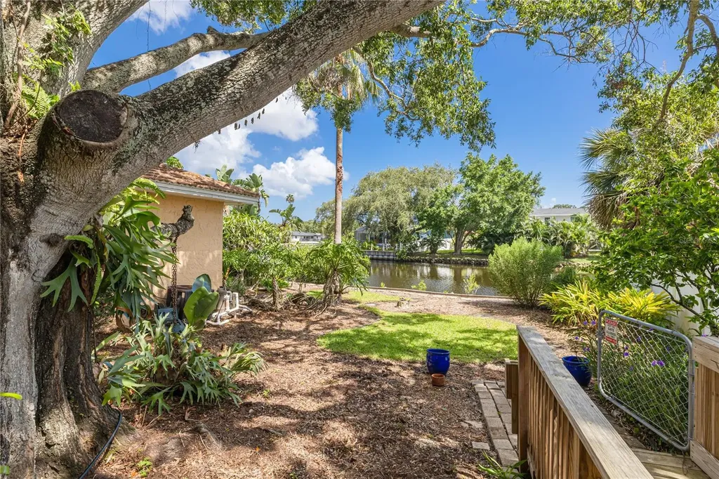2370 Weymouth Drive Clearwater FL 33764
