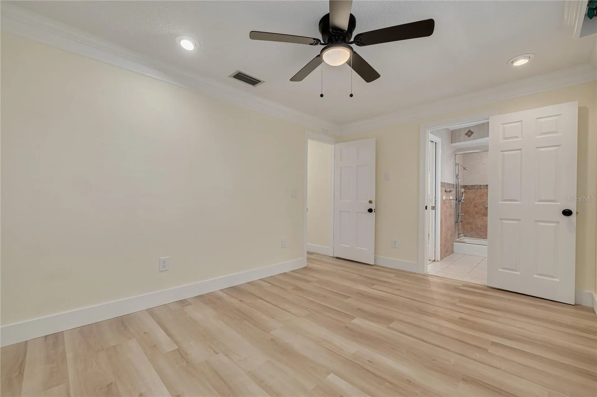 2370 Weymouth Drive Clearwater FL 33764