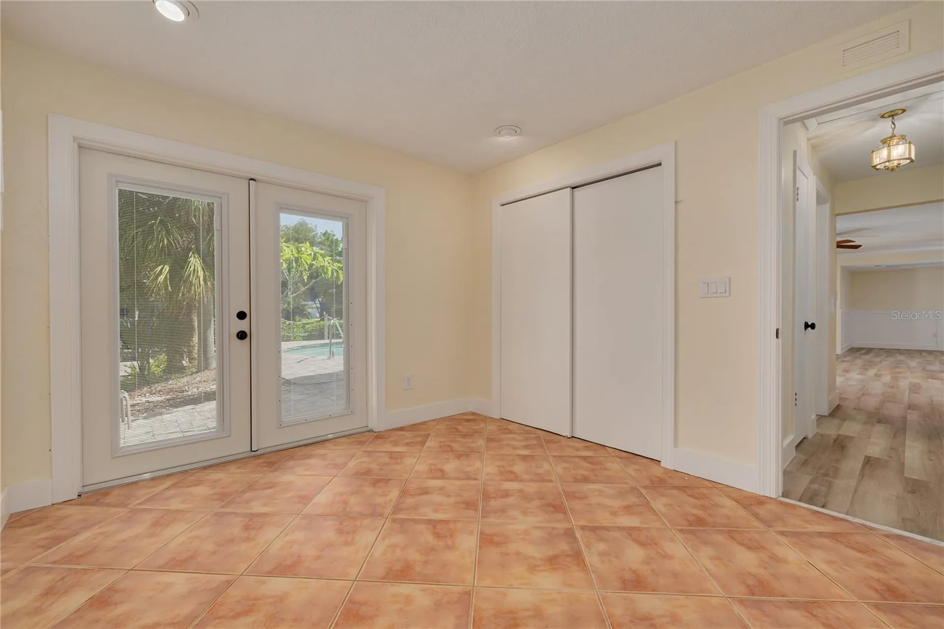 2370 Weymouth Drive Clearwater FL 33764