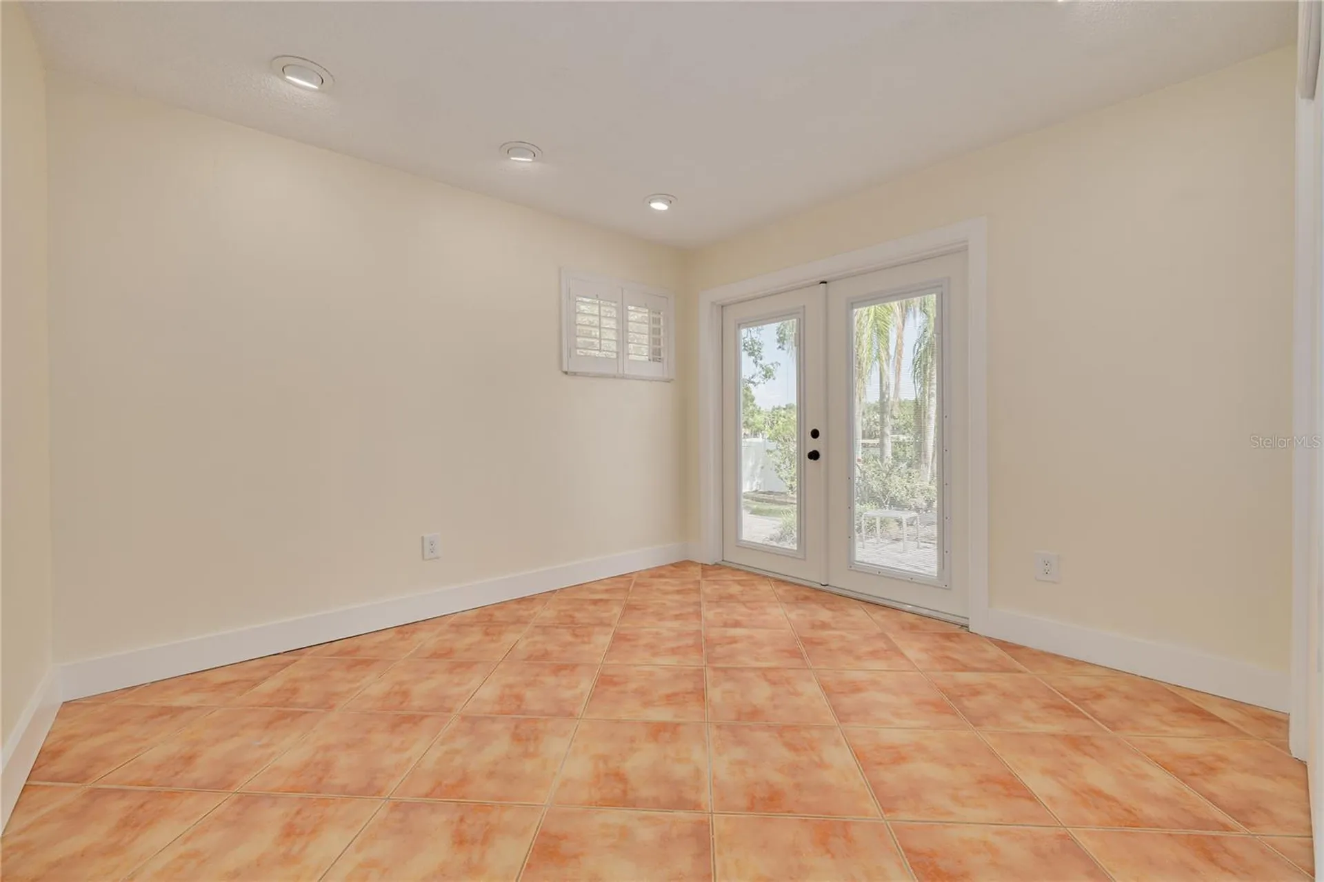 2370 Weymouth Drive Clearwater FL 33764