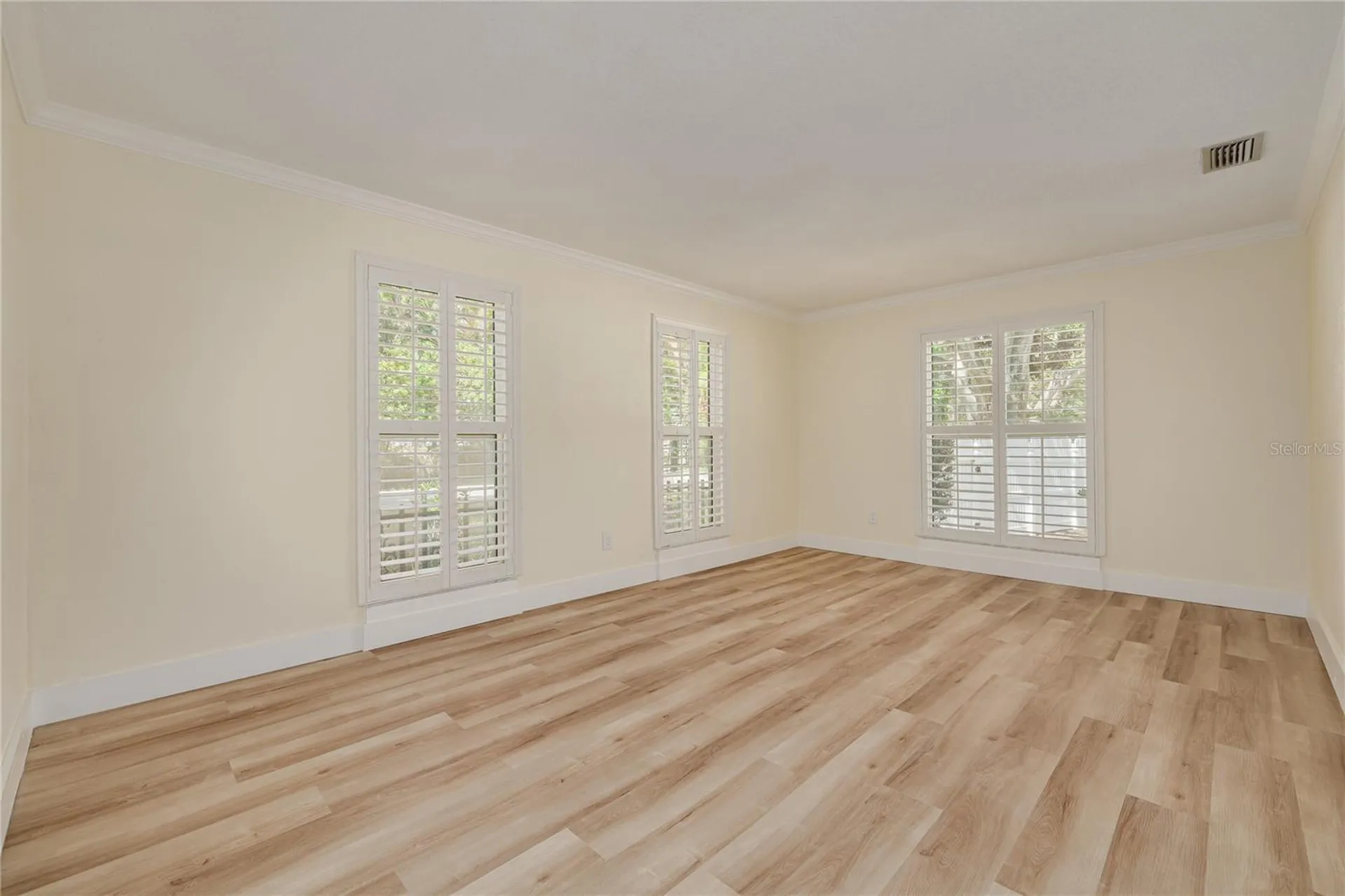 2370 Weymouth Drive Clearwater FL 33764