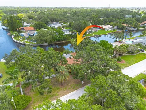 2370 Weymouth Drive Clearwater FL 33764