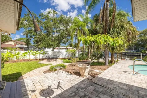 2370 Weymouth Drive Clearwater FL 33764