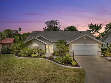5750 Carriage Drive Sarasota FL 34243