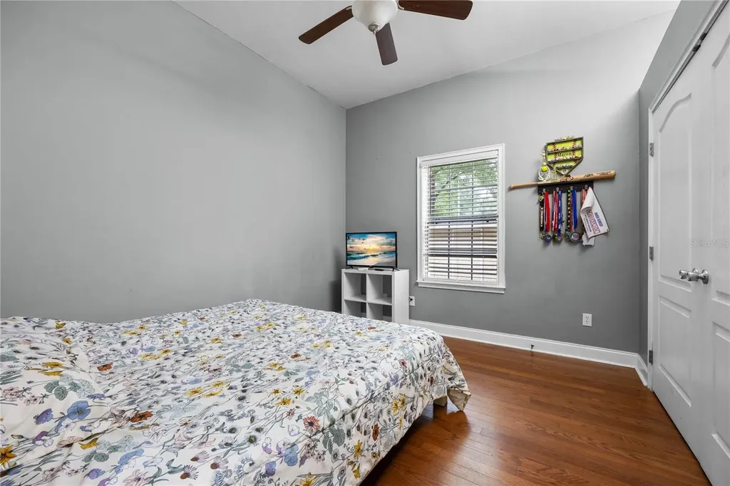 21737 Old Providence Road Alachua FL 32615