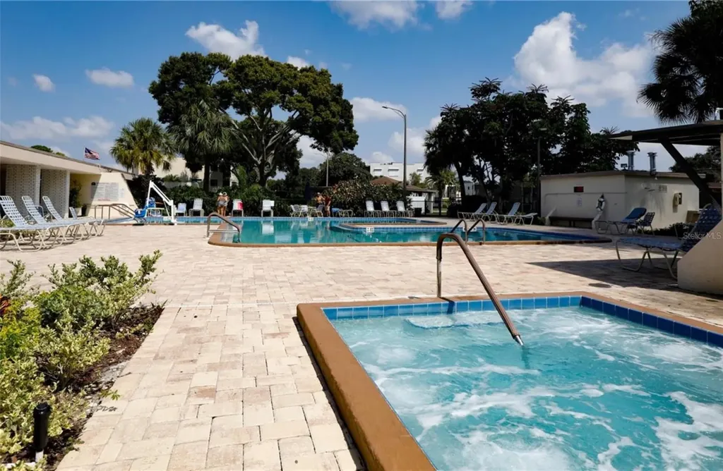 5967 Terrace Park Drive N St Petersburg FL 33709