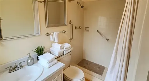 5967 Terrace Park Drive N St Petersburg FL 33709