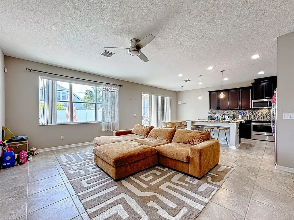 10658 Bannan Street Orlando FL 32832