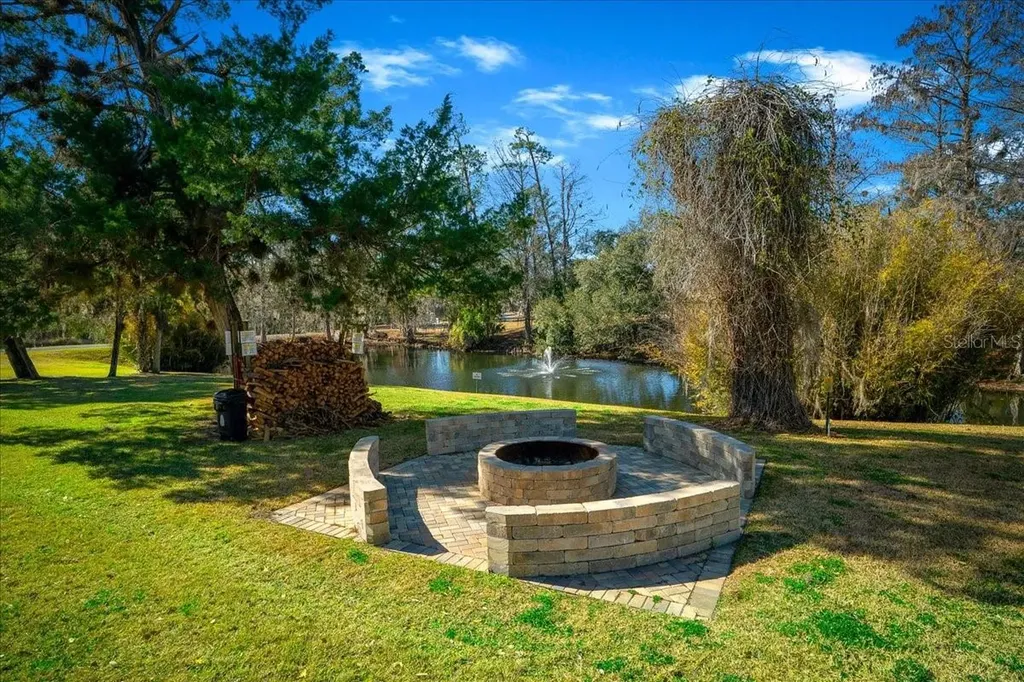 2929 NE 101st Terrace Silver Springs FL 34488