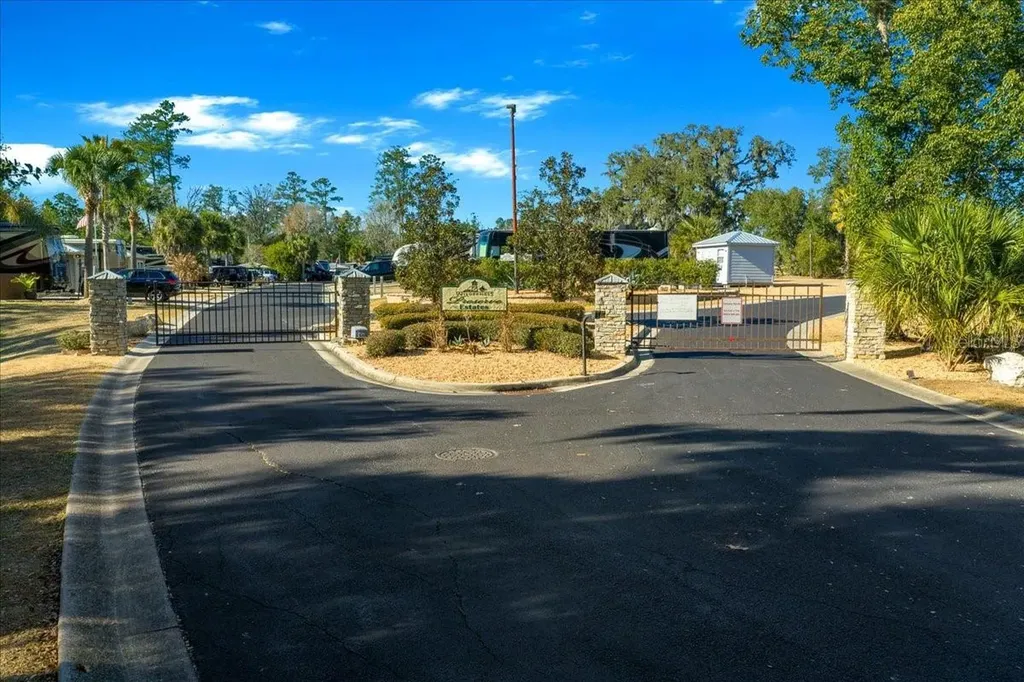 2929 NE 101st Terrace Silver Springs FL 34488