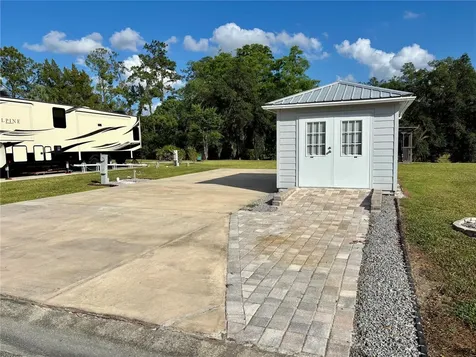 2929 NE 101st Terrace Silver Springs FL 34488