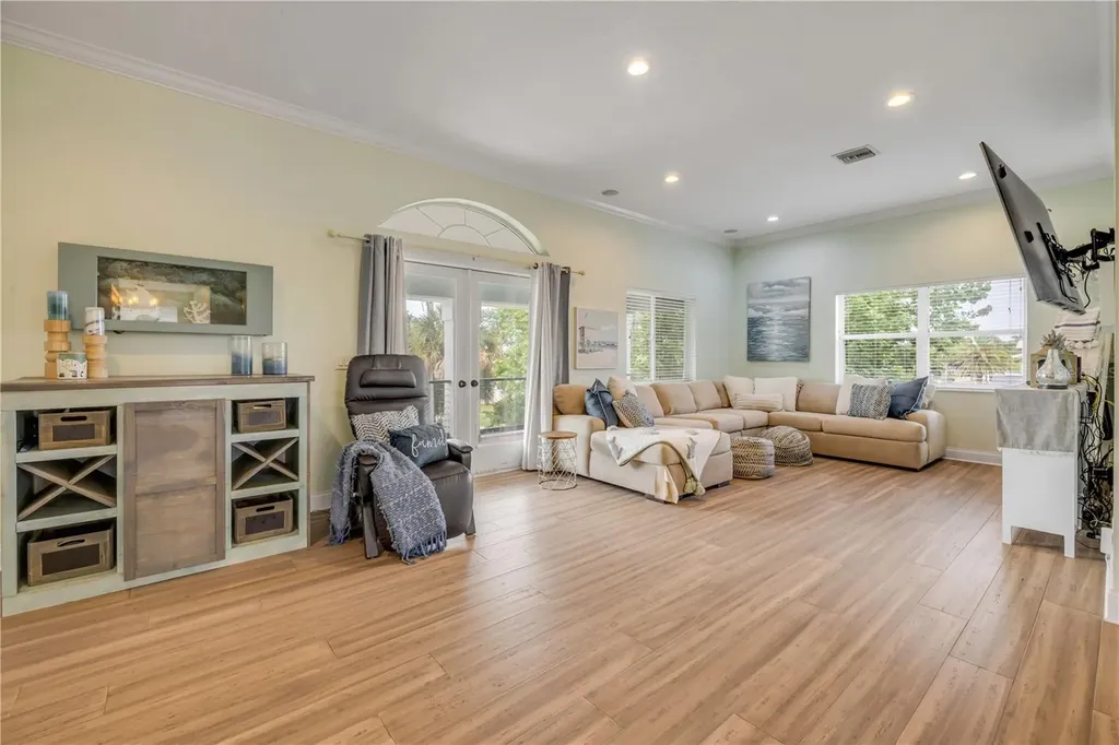 90 Cunningham Drive New Smyrna Beach FL 32168