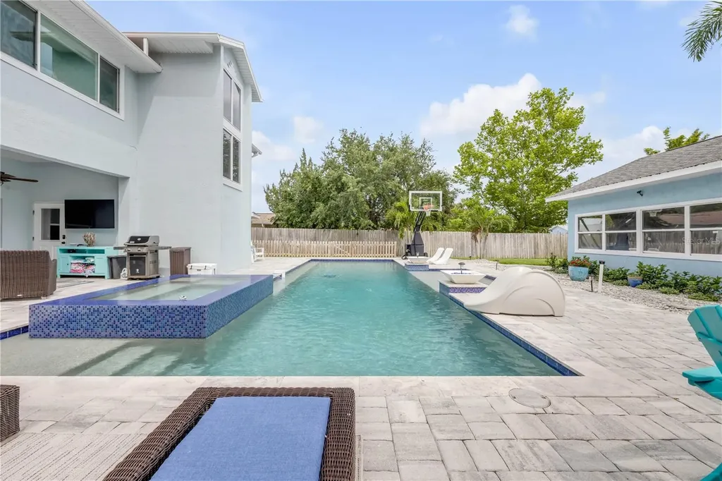 90 Cunningham Drive New Smyrna Beach FL 32168