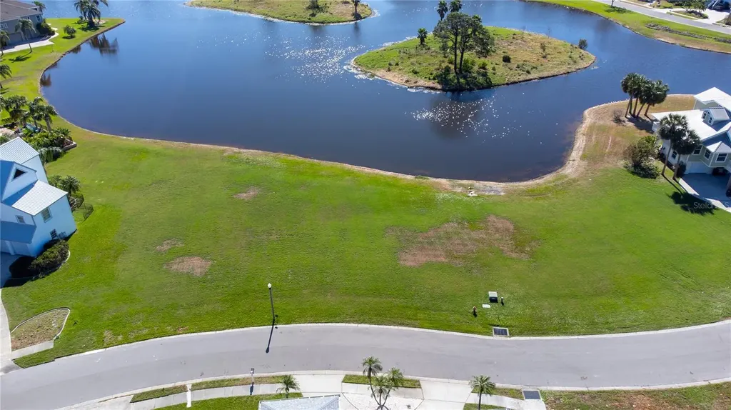 85 Sandpiper Pointe Court Tarpon Springs FL 34689
