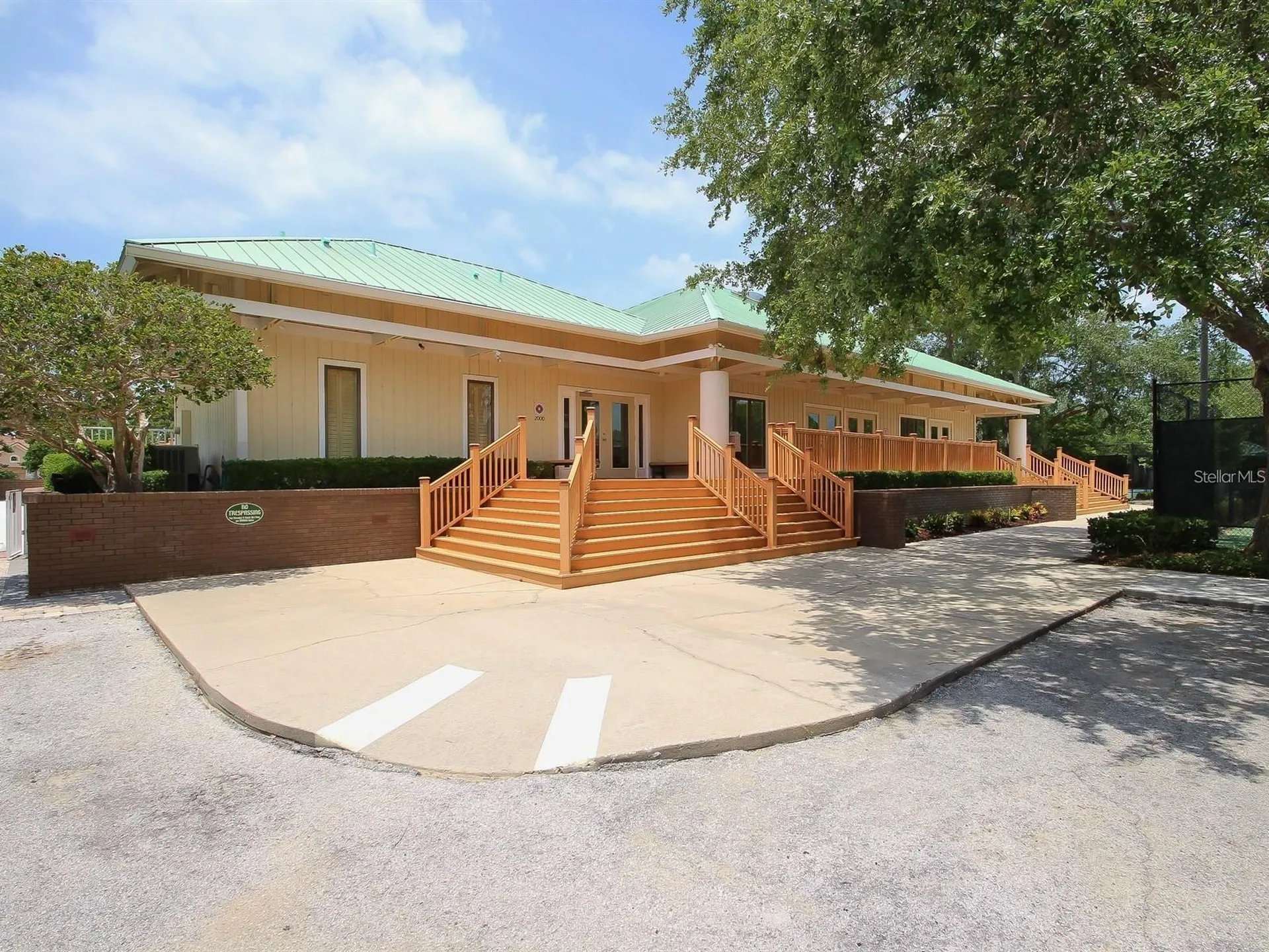 85 Sandpiper Pointe Court Tarpon Springs FL 34689