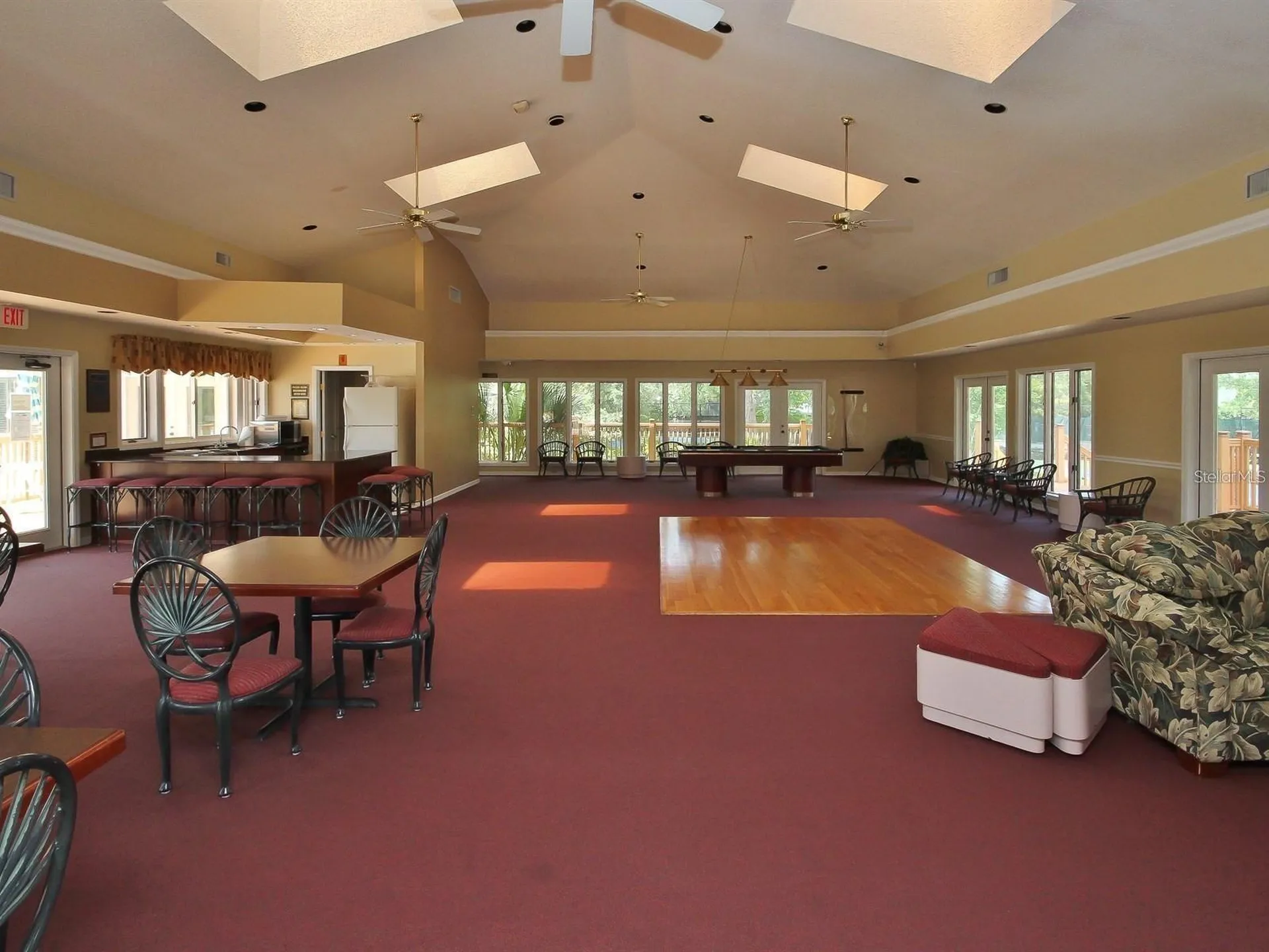85 Sandpiper Pointe Court Tarpon Springs FL 34689
