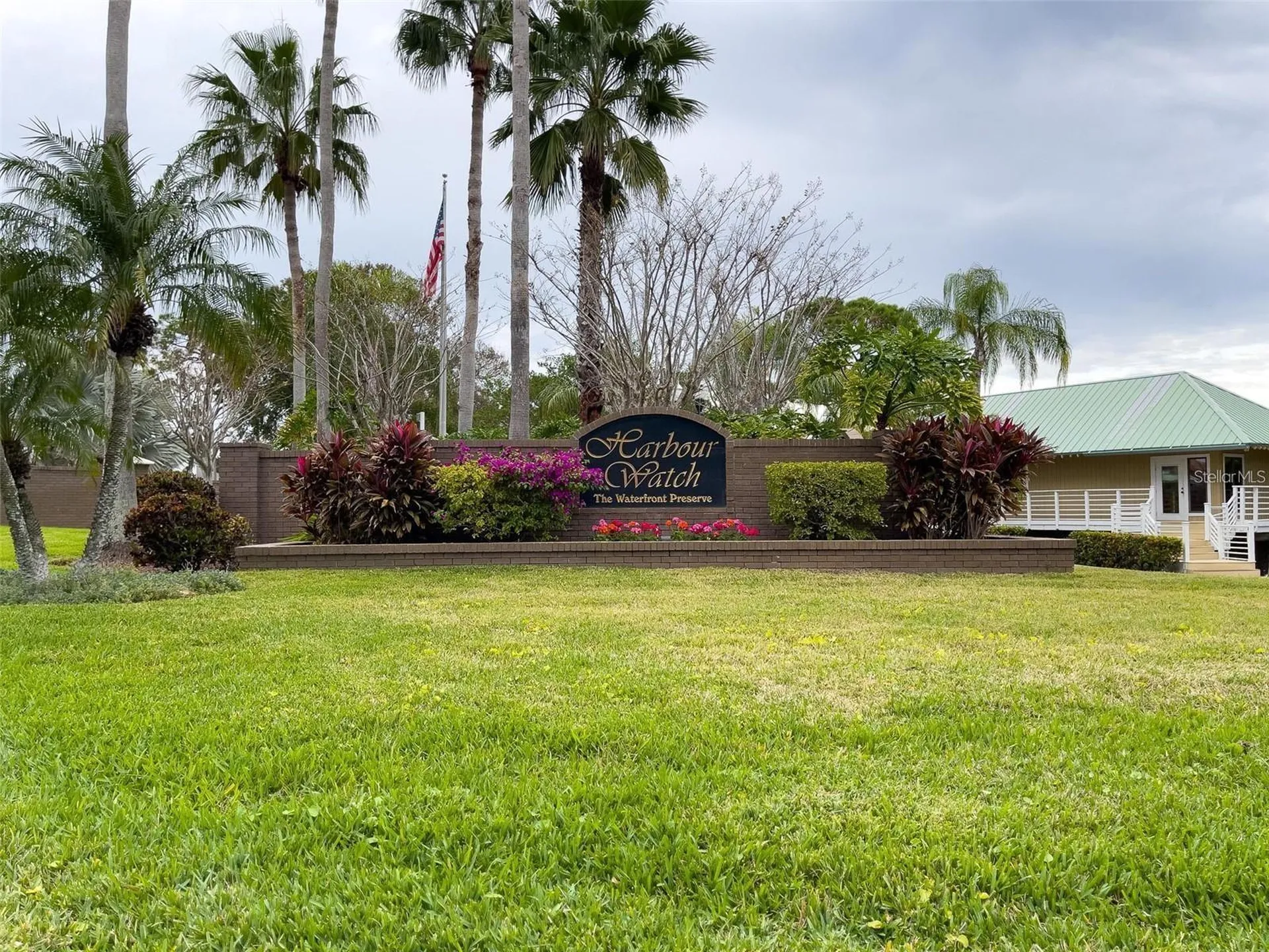 85 Sandpiper Pointe Court Tarpon Springs FL 34689