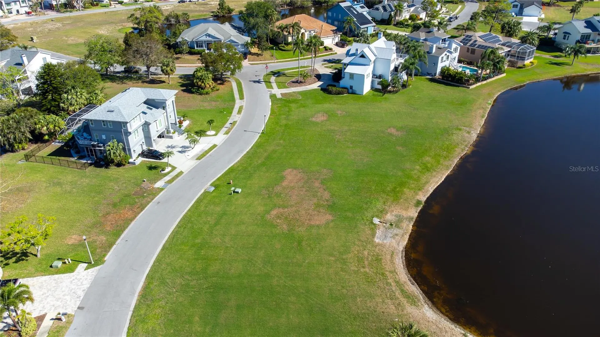 85 Sandpiper Pointe Court Tarpon Springs FL 34689