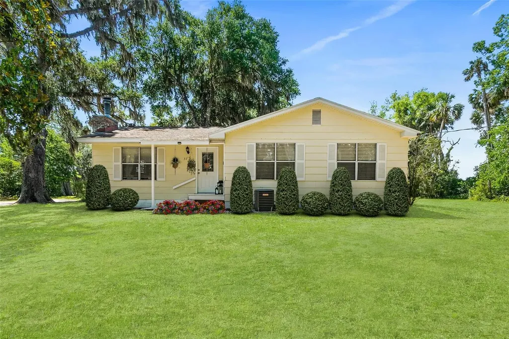 51 Silk Moss Court South Daytona FL 32119