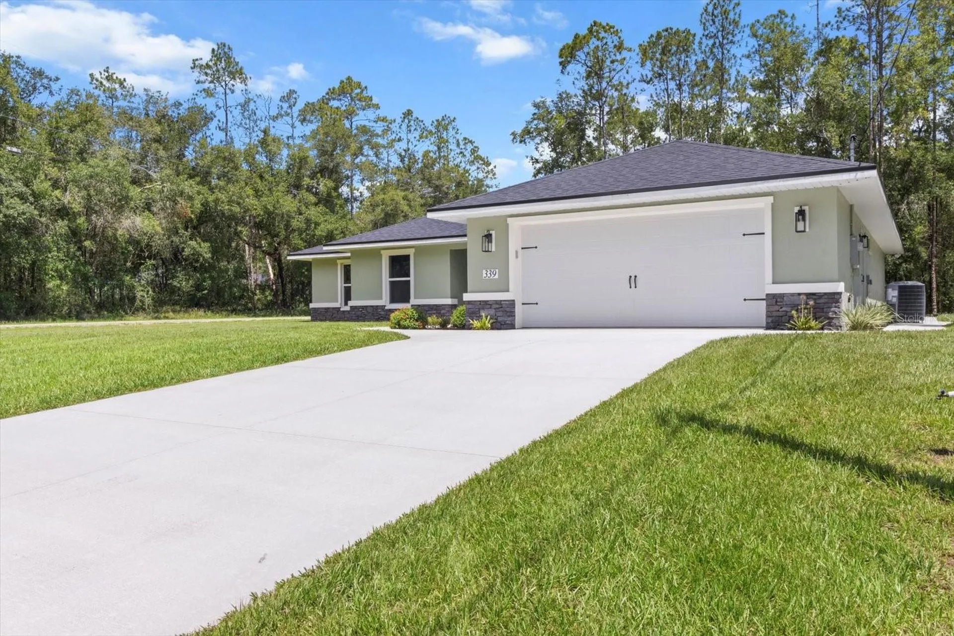 339 E Enfield Lane Dunnellon FL 34434