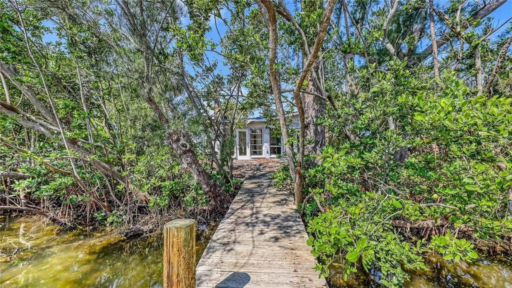 120 Hammock Road Anna Maria FL 34216