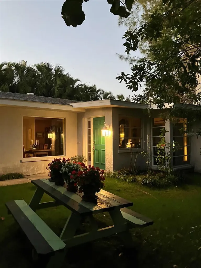 120 Hammock Road Anna Maria FL 34216