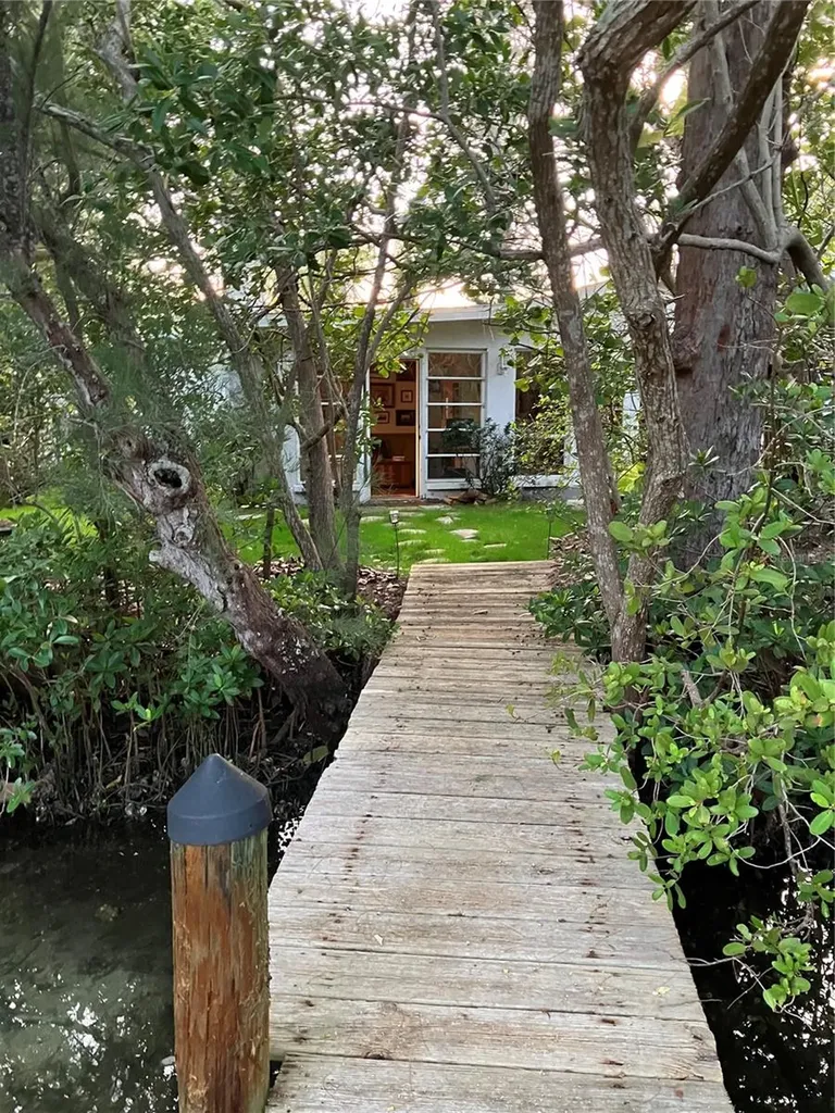 120 Hammock Road Anna Maria FL 34216