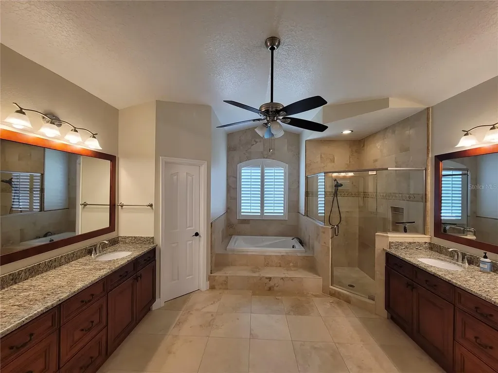 8719 Kenmure Cove Orlando FL 32836
