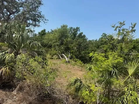 10709 E Bay Road Gibsonton FL 33534