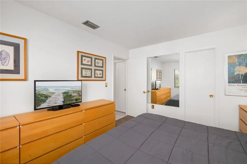 6204 Midnight Pass Road Sarasota FL 34242