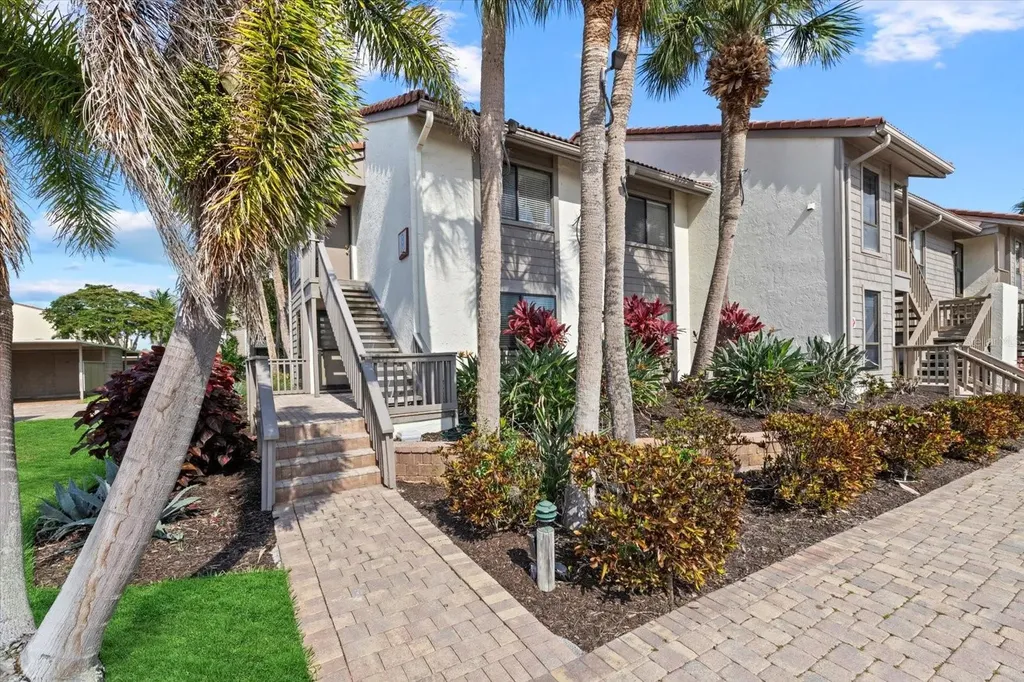 6204 Midnight Pass Road Sarasota FL 34242