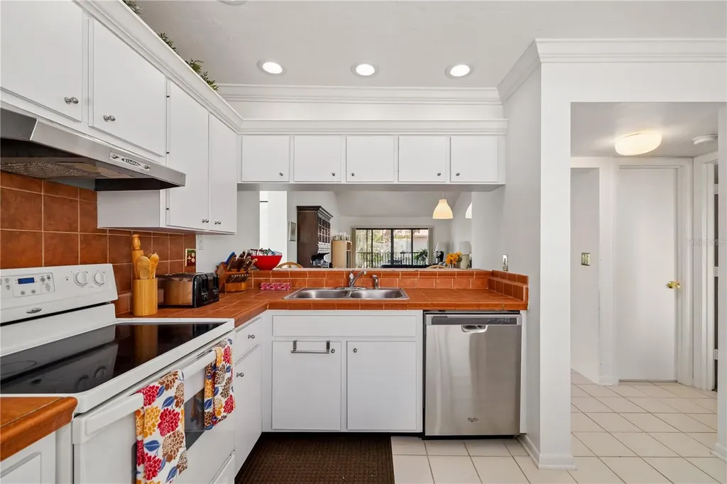 6204 Midnight Pass Road Sarasota FL 34242